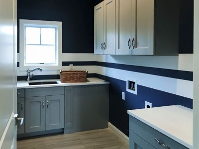 25_969 S High Street