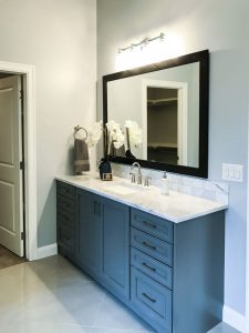 36_969 S High Street